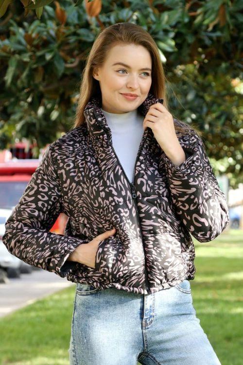 Geaca-dama-scurta-Sophia-Pink-Kisses-negru.jpg