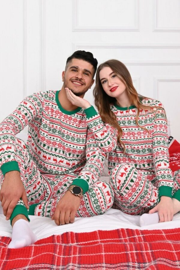 Pijama-barbat-motive-Craciun-Festiv.jpg