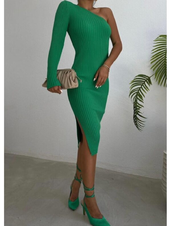 Rochie-Dama-Asimetrica-Daria-Verde.jpg