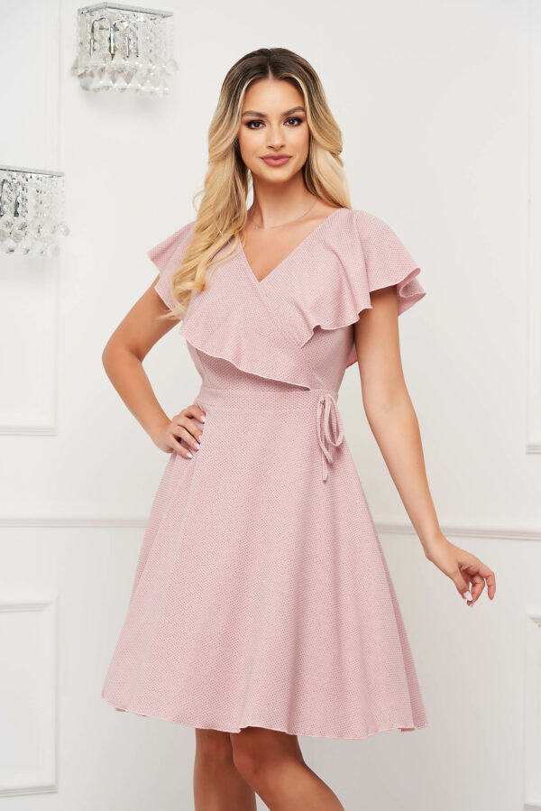 Rochie-eleganta-midi-in-clos-din-crep-cu-aplicatii-cu-sclipici-roz-prafuit.jpg