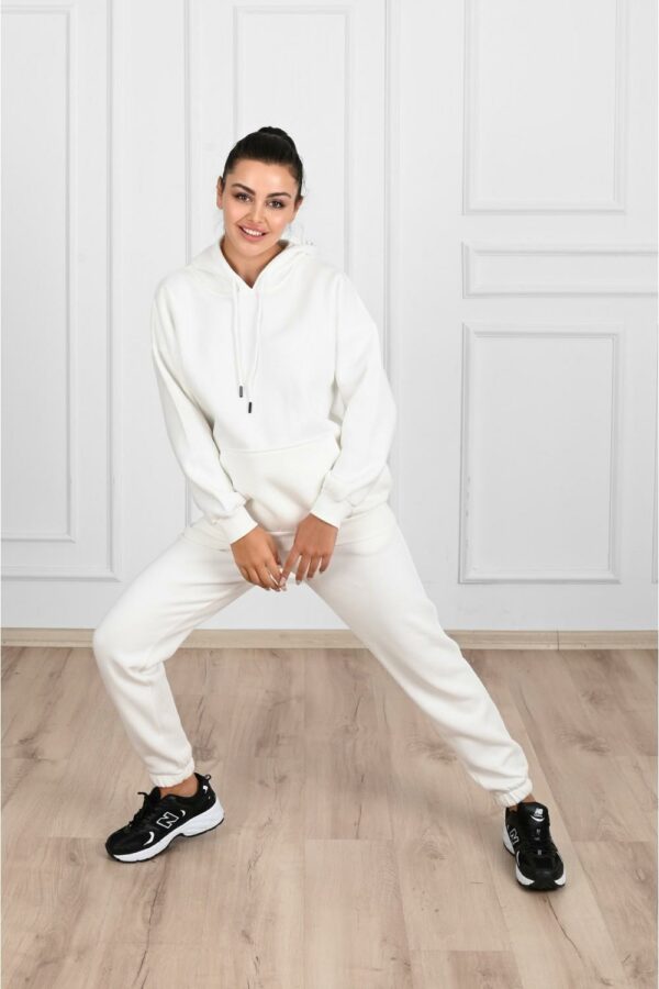 Trening-vatuit-dama-Ariana-alb.jpg