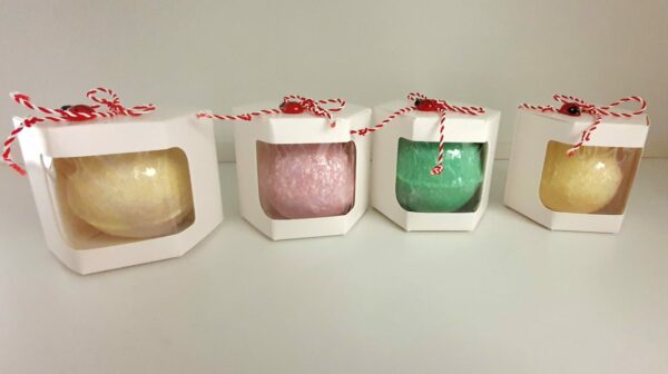 Bombe efervescente parfumate pentru baie Thea's Bombs