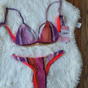 Costum baie Lineuo roz
