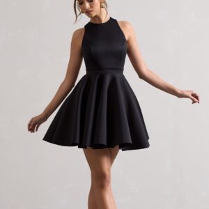 Rochie mini evazata cu decolteu si funda la spate