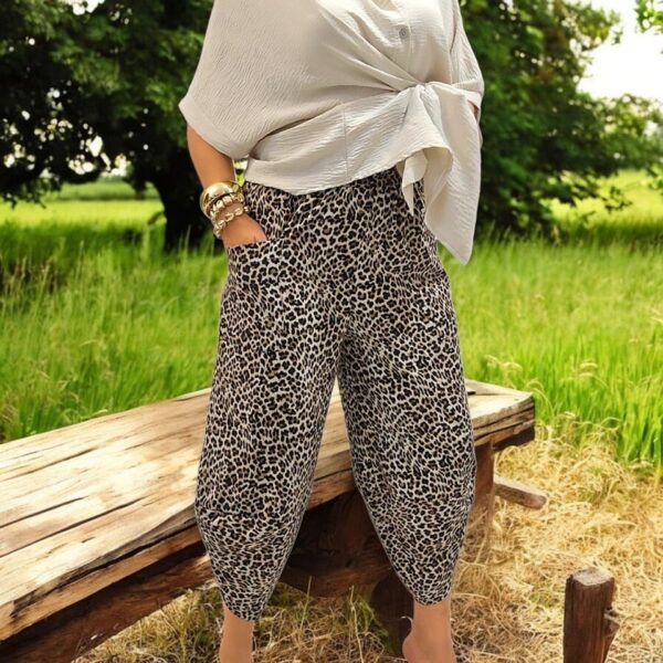 Pantaloni bufanti cu buzunare
