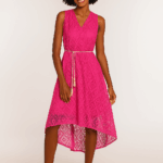 Rochie asimetrica cu dantela Dya roz