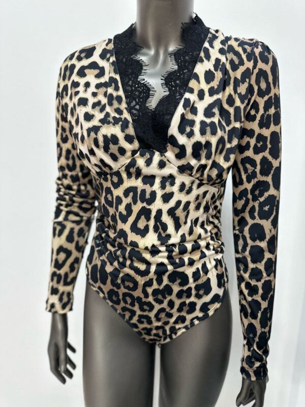 Body dama casual Lorna leopard
