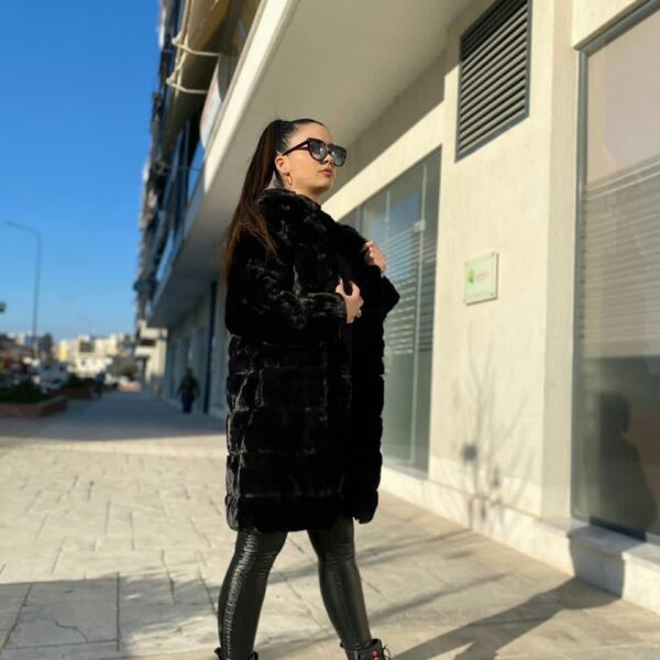 Geaca dama lunga cu blanita Mira negru