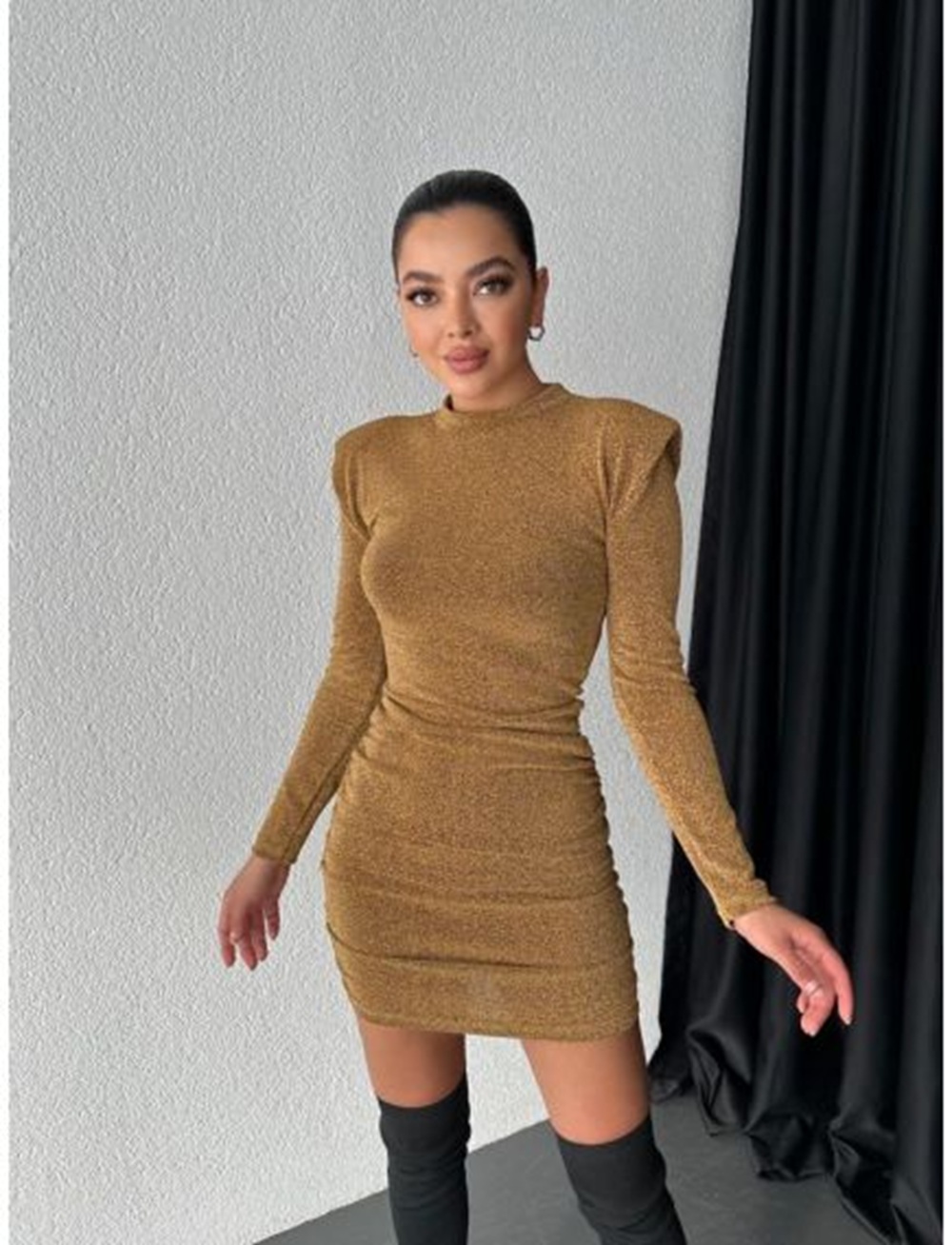 Rochie eleganta dama Leila auriu