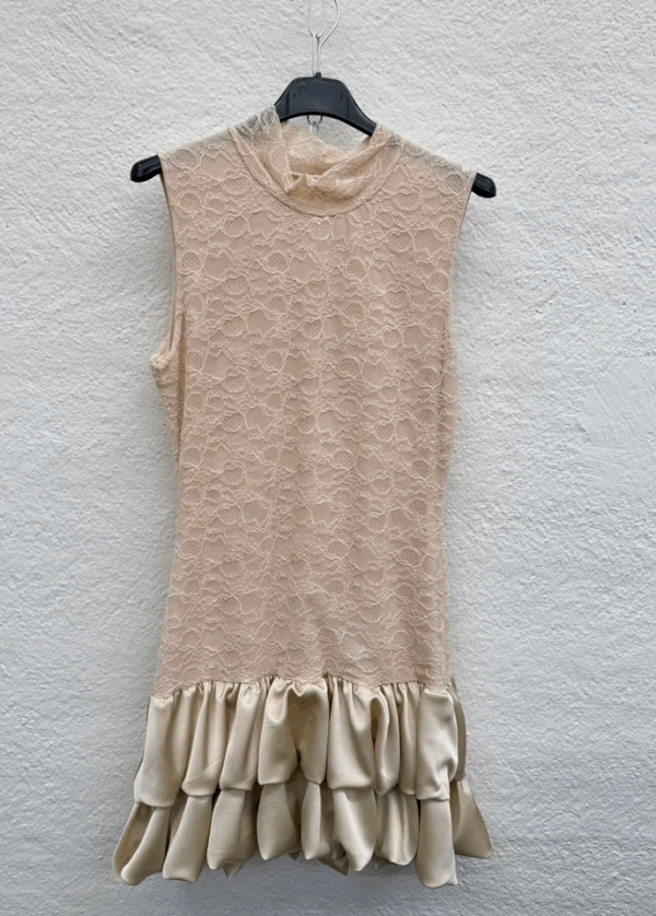Rochie eleganta cu dantela si volane Deny