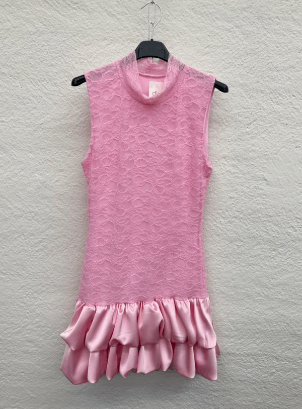 Rochie eleganta cu dantela si volane Deny